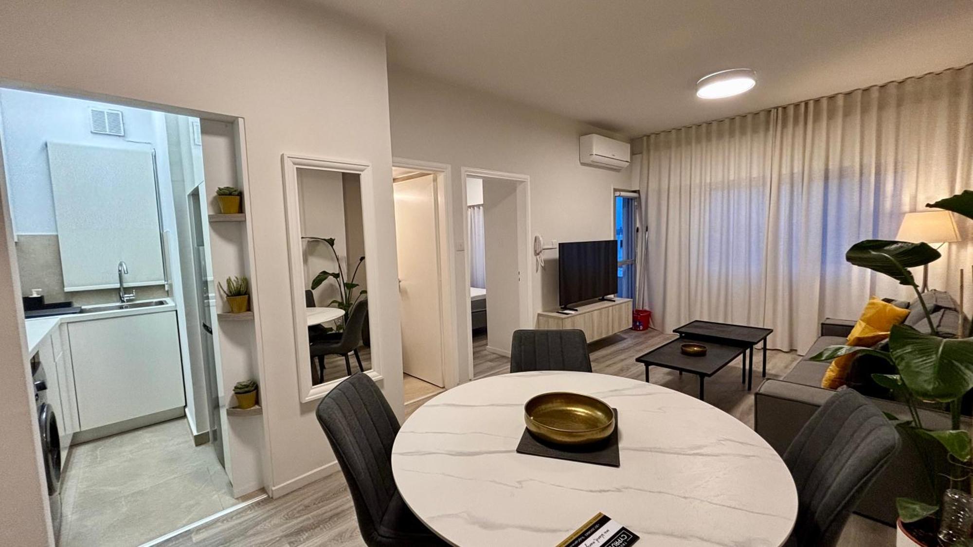 Seabreeze City Center Flats By Trulycyprus Limassol Exterior photo